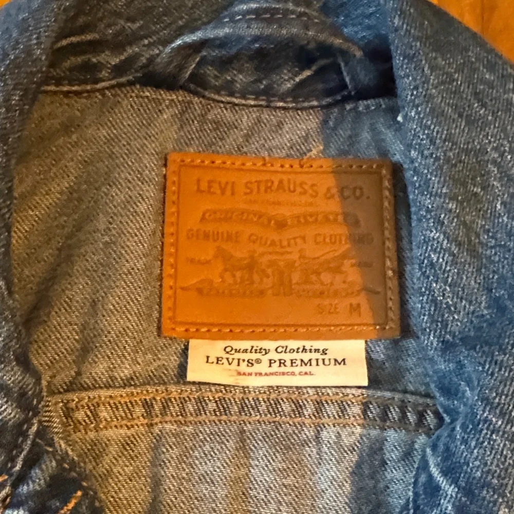 [SOLD!] Levi's Original Trucker Denim Jacket in Soft as Butter - Picture 2 of 5